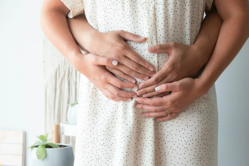 Fourth month of pregnancy illustration