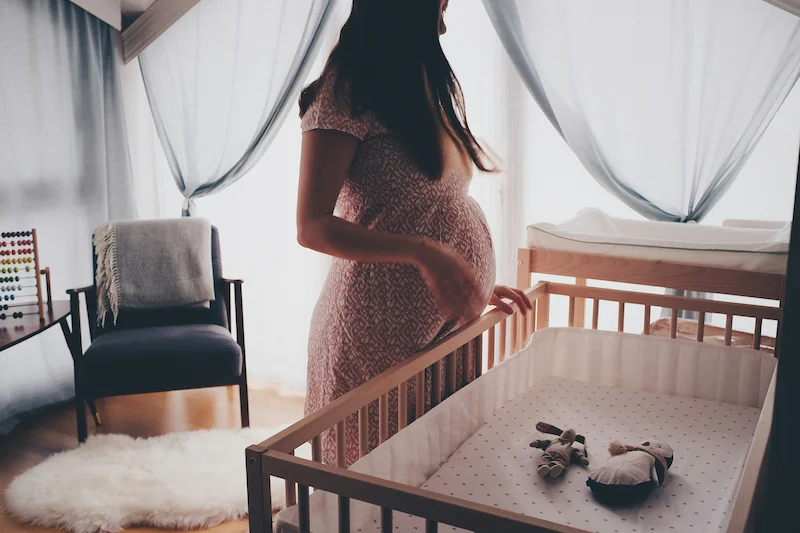 Eighth month of pregnancy illustration
